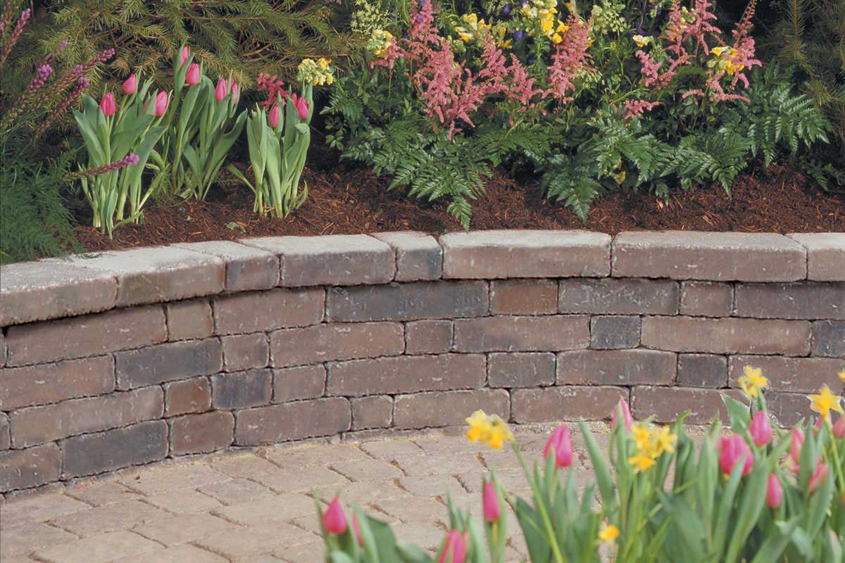 Stonegate® Country Manor Wall Landscape Retaining Wall Block Montano Sand And Gravel And 7119